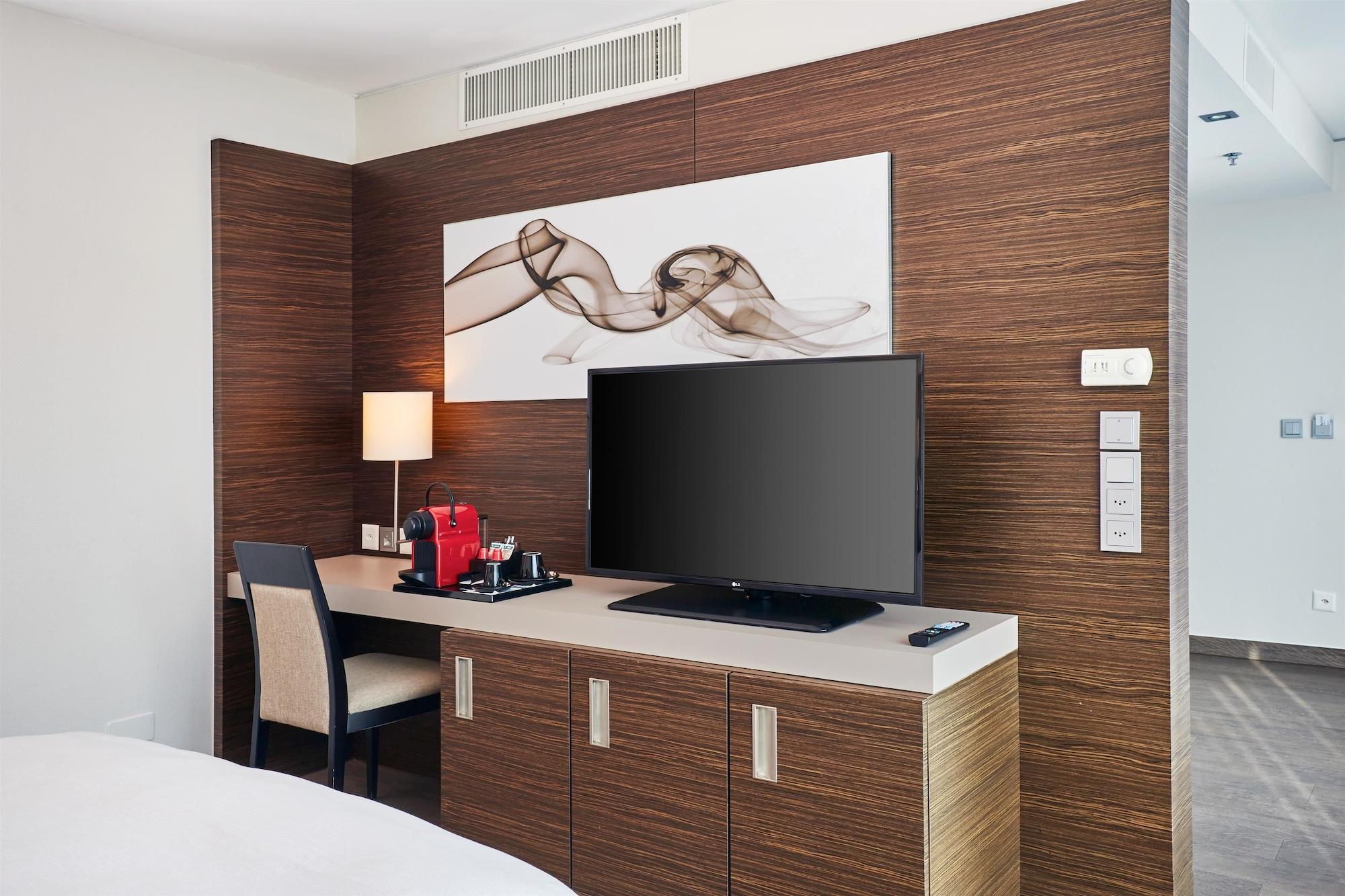 H4 Hotel Золотурн Екстериор снимка