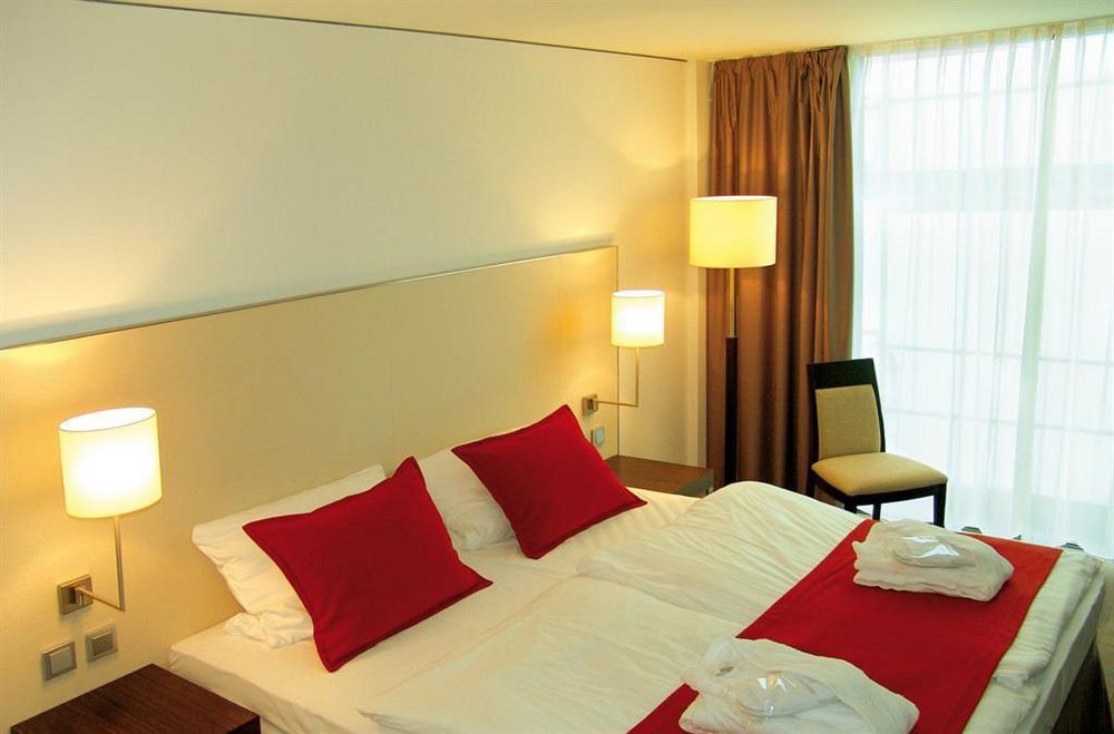 H4 Hotel Золотурн Екстериор снимка